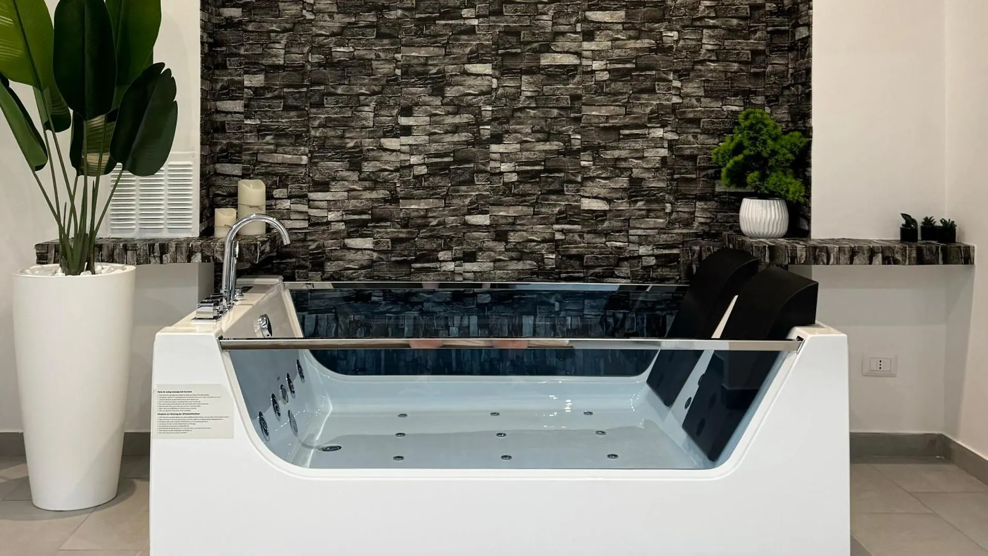Jacuzzi Apartment Near Center Of Rome